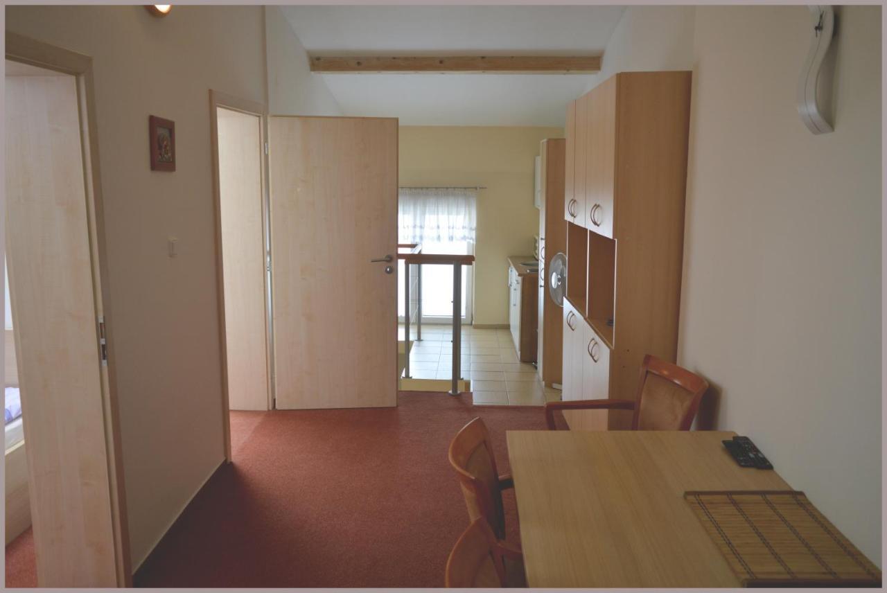 Apartmany Tiva Ostrava Ngoại thất bức ảnh